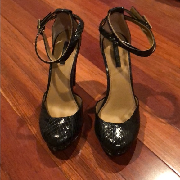 Black Rachel Zoe shoes - Picture 1 of 4